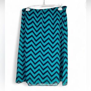 DownEast Teal and Black Chiffon Chevron Print Skirt